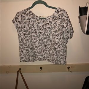 Black and White Scallop Crop Top